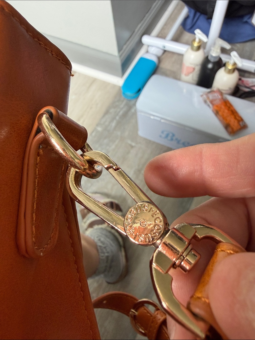 Vintage Tan Leather Crossbody Satchel -Bags - Picture 8 of 16